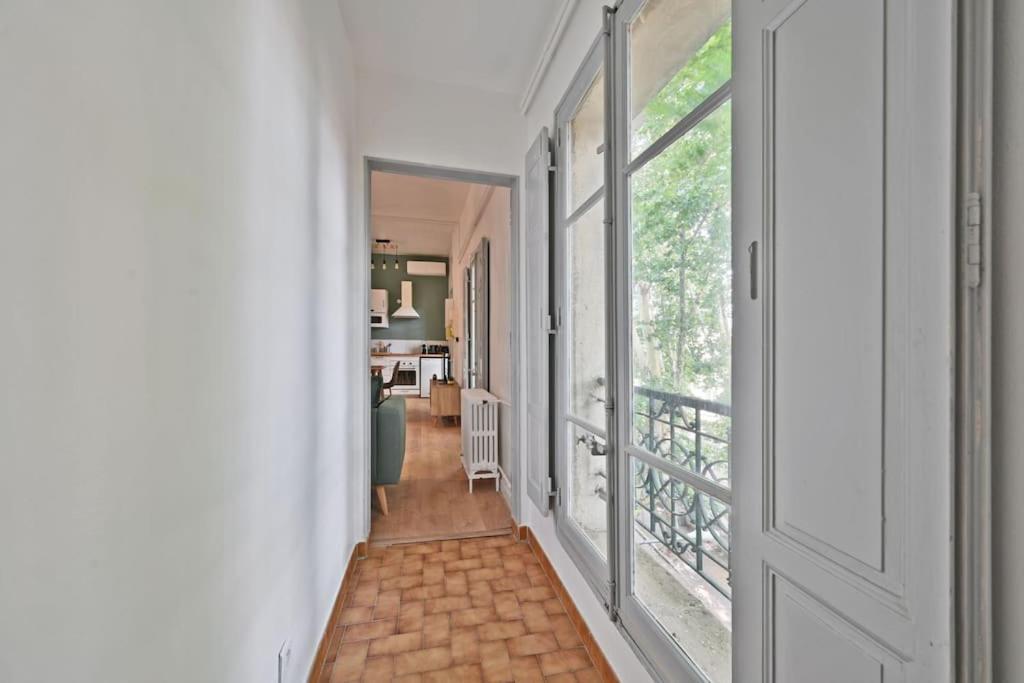 Au Coeur Des Platanes - Parking Gratuit Sous-Terrain - Clim - Balcon Avignon Exterior foto